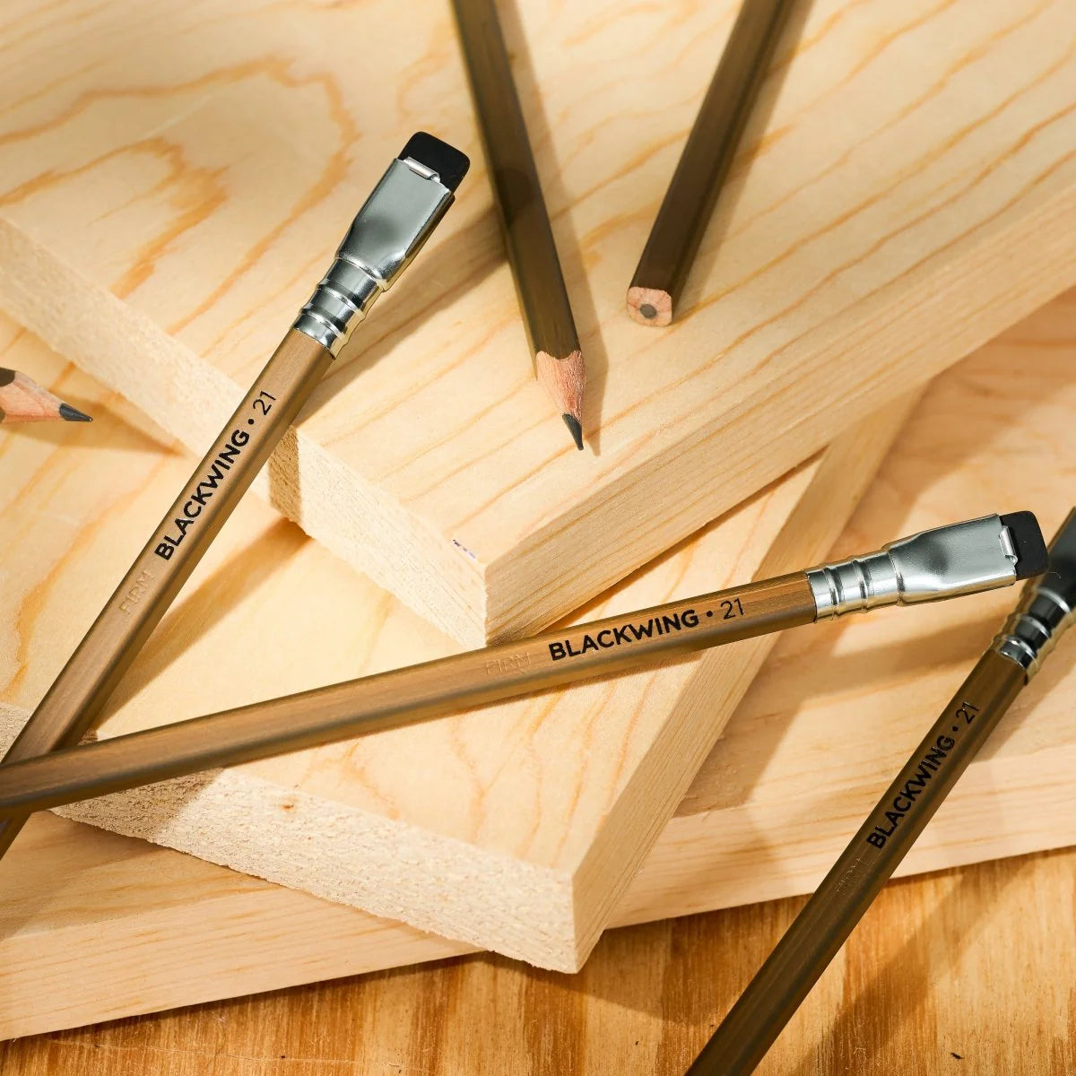 Blackwing Volume 21 - Set of 12 Wood Pencils