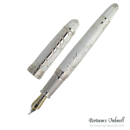 David Oscarson Winter White & Rhodium Fountain Pen