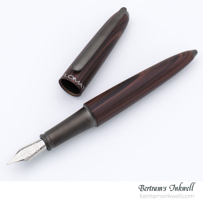 Diplomat Aero Black Forest Fountain Pen