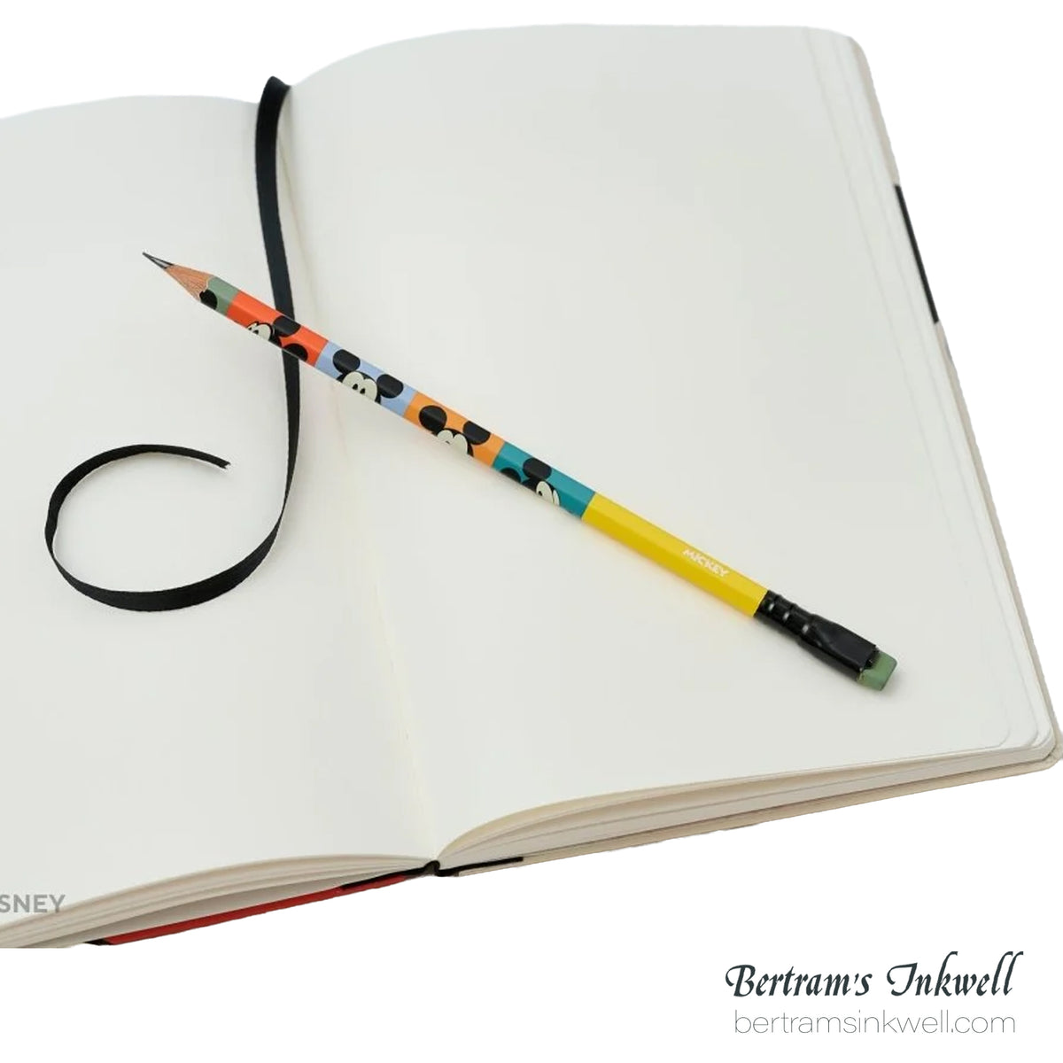 Disney "Mickey And Friends" Notebook And Pencil - Mickey Mouse And Minnie Mouse