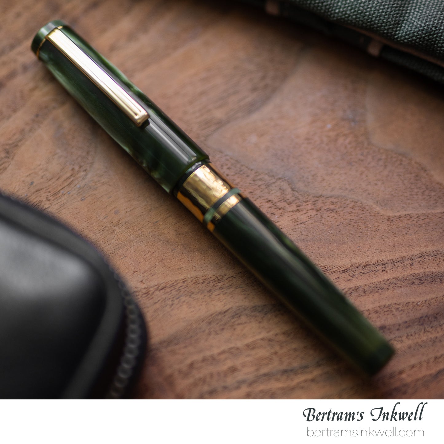 Esterbrook Model J Chatoyant Acrylic Palm Green Fountain Pen