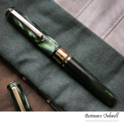 Esterbrook Model J Chatoyant Acrylic Palm Green Fountain Pen