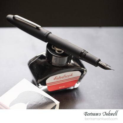 Esterbrook Estie Raven Regular Size Fountain Pen
