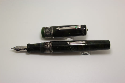 Delta Nazareth 2000 1k Special Limited Edition Fountain Pen 18k Medium Nib