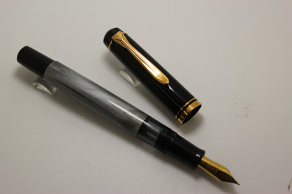 Pelikan M200 Black Cap Grey Marbled Barrel Fountain Pen Steel Medium Nib