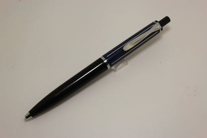 Pelikan Classic K215 Blue Line Cap Ballpoint