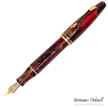 Maiora Ultra Ogiva Golden Rule Fountain Pen