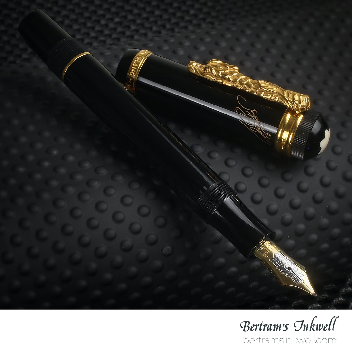 Montblanc Imperial Dragon 888 Gold Asian Market Only Limited Edition 888 Fountain Pen 28615, 1993