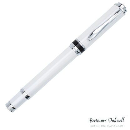 Monteverde Innova 2026 Color of The Year Cloud Dancer Chrome Trim Limited Edition Fountain Pen Set