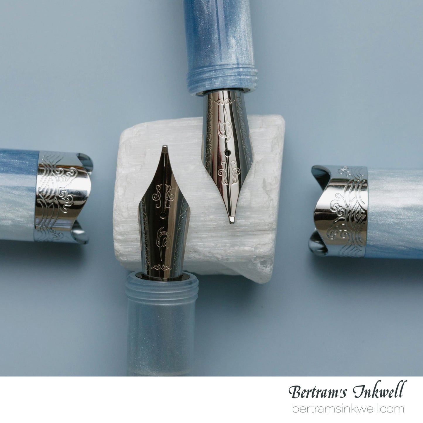 Nahvalur Horizon Glacier Fountain Pen