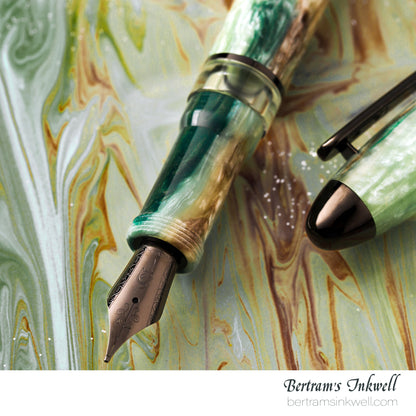 Nahvalur Horizon Twilight Fountain Pen