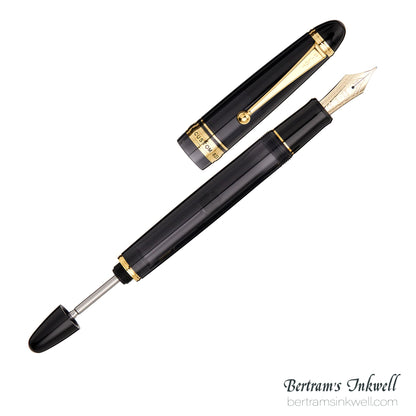 Pilot Custom 823 Smoke Fountain Pen