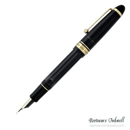 Pilot Custom 823 Smoke Fountain Pen