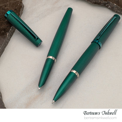 Diplomat Viper Green Guilloche Fountain Pen