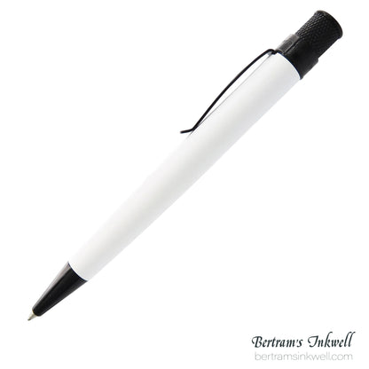 Retro 51 - Tornado™ Stealth - Chaplin Glow In The Dark Rollerball