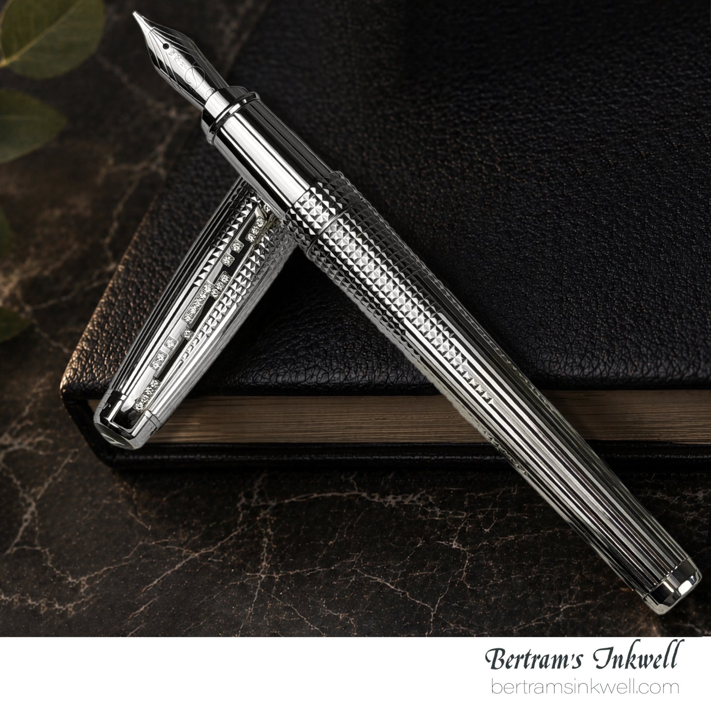 S.T. Dupont Olympio Extra Large Palladium & Diamond Fountain Pen 481675M, 2011