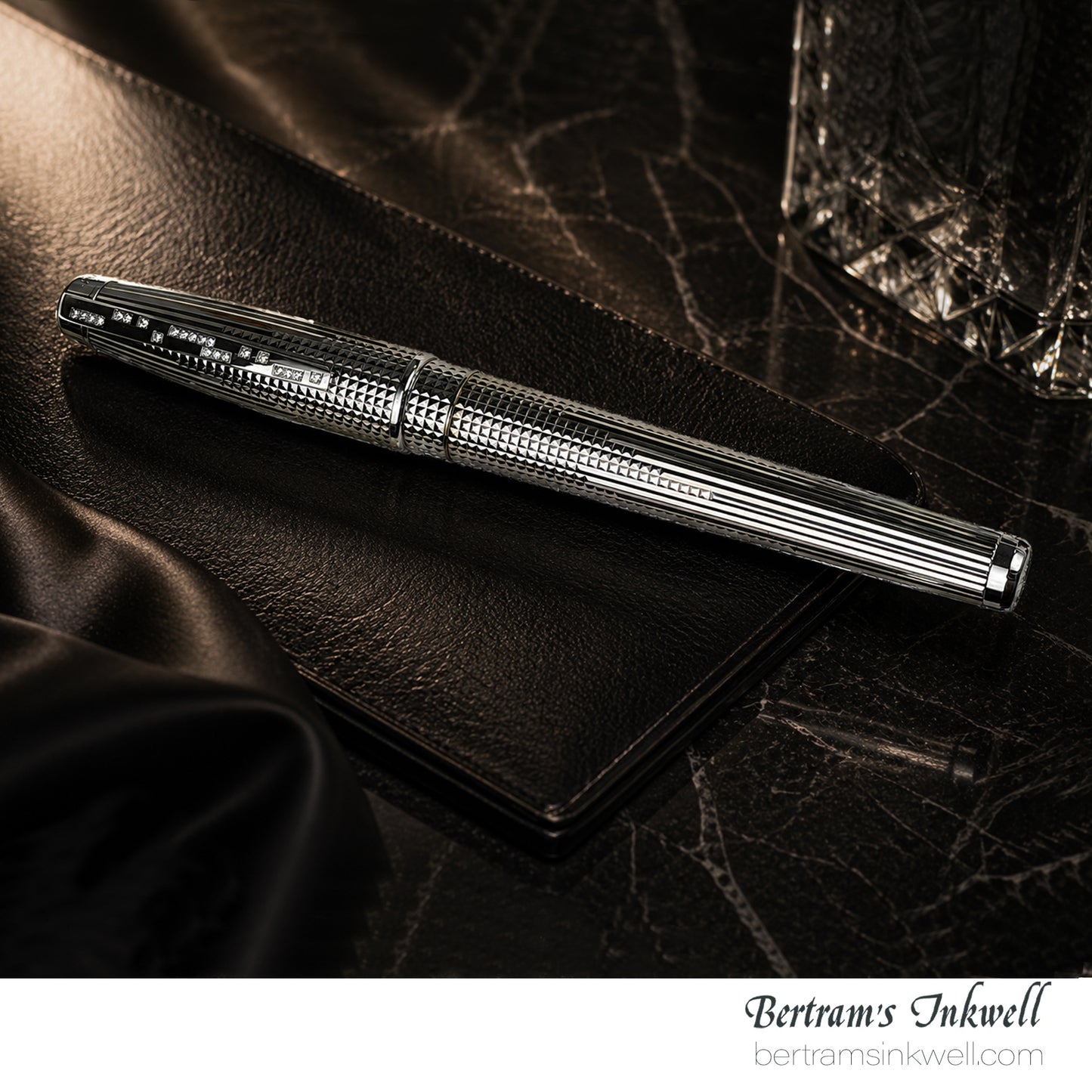 S.T. Dupont Olympio Extra Large Palladium & Diamond Fountain Pen 481675M, 2011