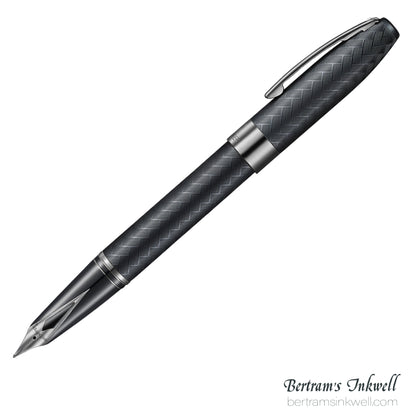 Sheaffer Legacy® Heritage Black Chevron Fountain Pen