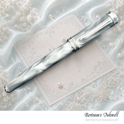Signum Carina Grey Mist Fountain Pen With Leather Pen Case, 2011