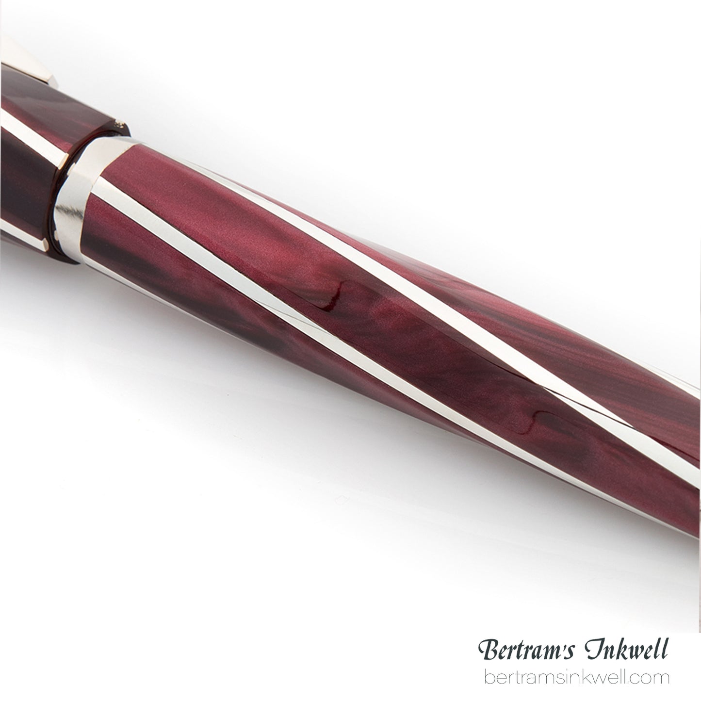 Visconti Divina Elegance Bordeaux Fountain Pen