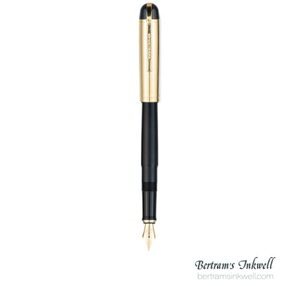 Wahl-Eversharp Skyline Black Gold Trim Fountain Pen