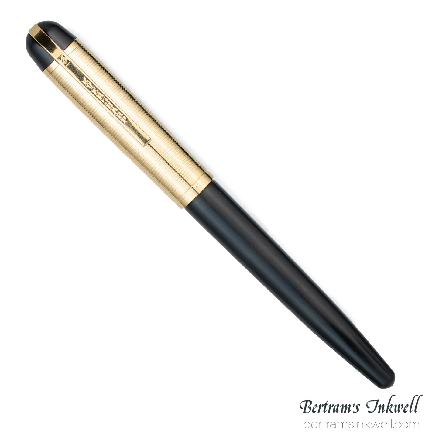 Wahl-Eversharp Skyline Black Gold Trim Fountain Pen