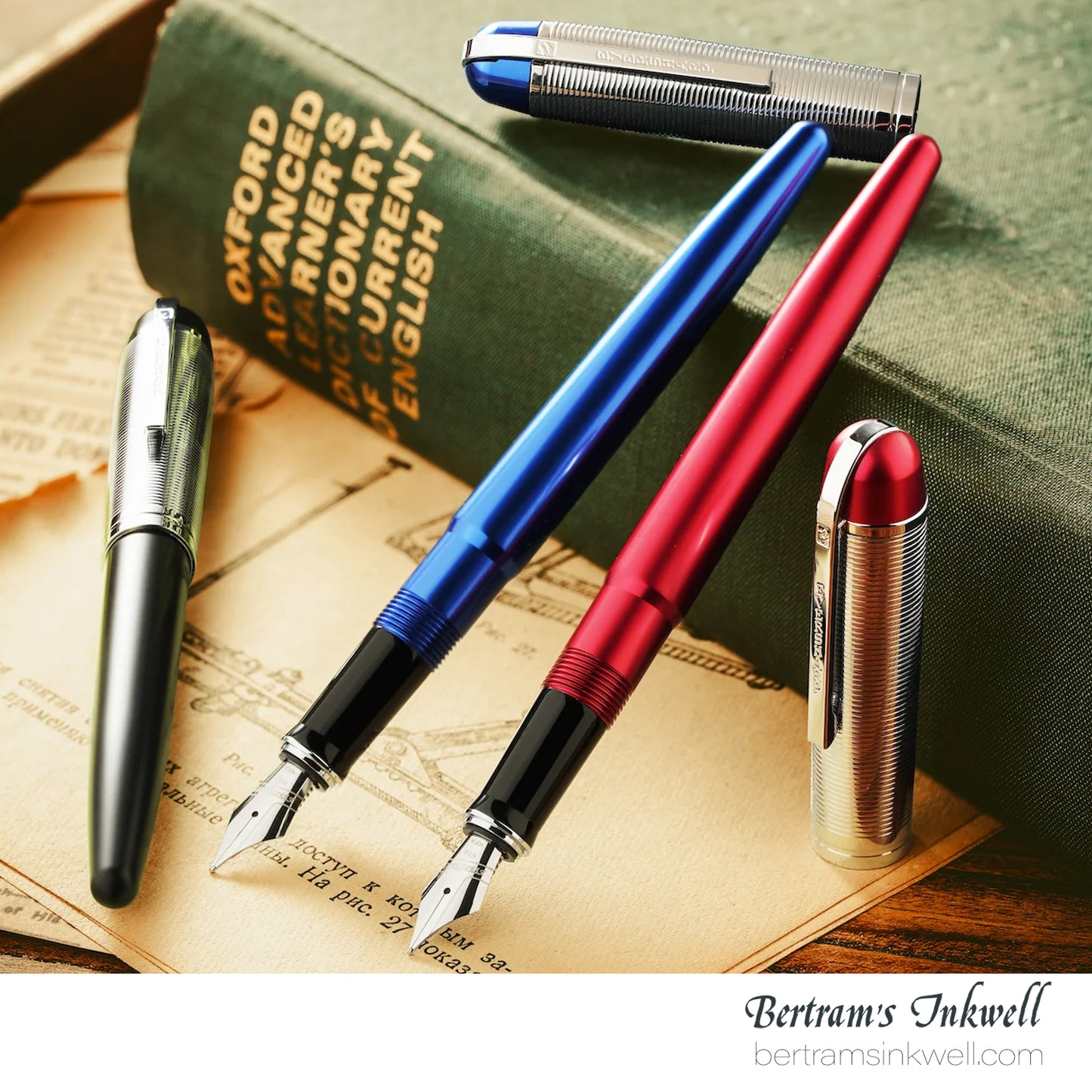 Wahl-Eversharp Skyline Black Silver Trim Fountain Pen