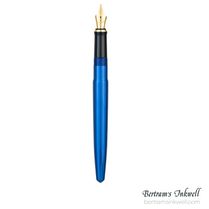 Wahl-Eversharp Skyline Blue Gold Trim Fountain Pen