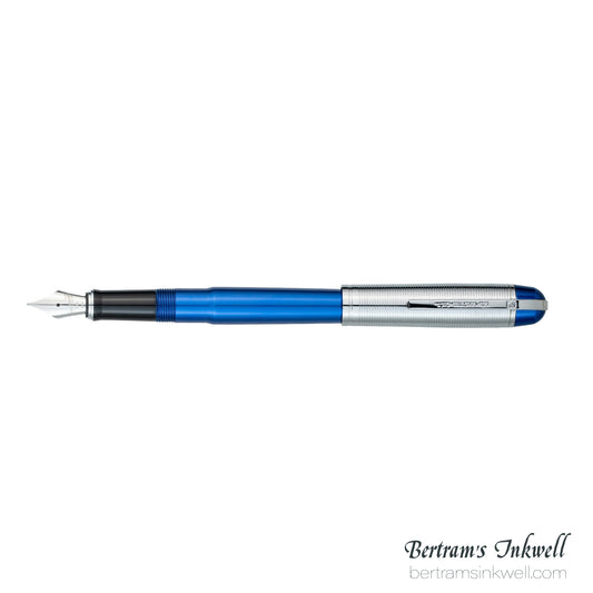 Wahl-Eversharp Skyline Blue Silver Trim Fountain Pen