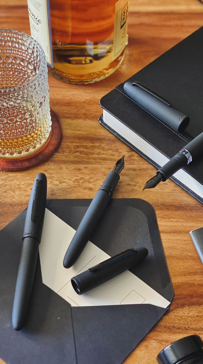 Esterbrook Estie Raven Regular Size Fountain Pen