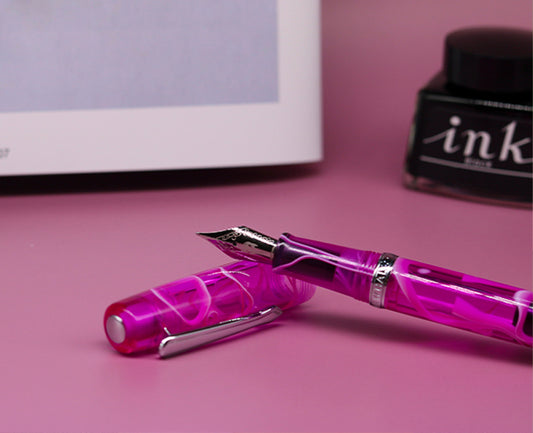 Narwhal Original Hippocampus Purple Fountain Pen