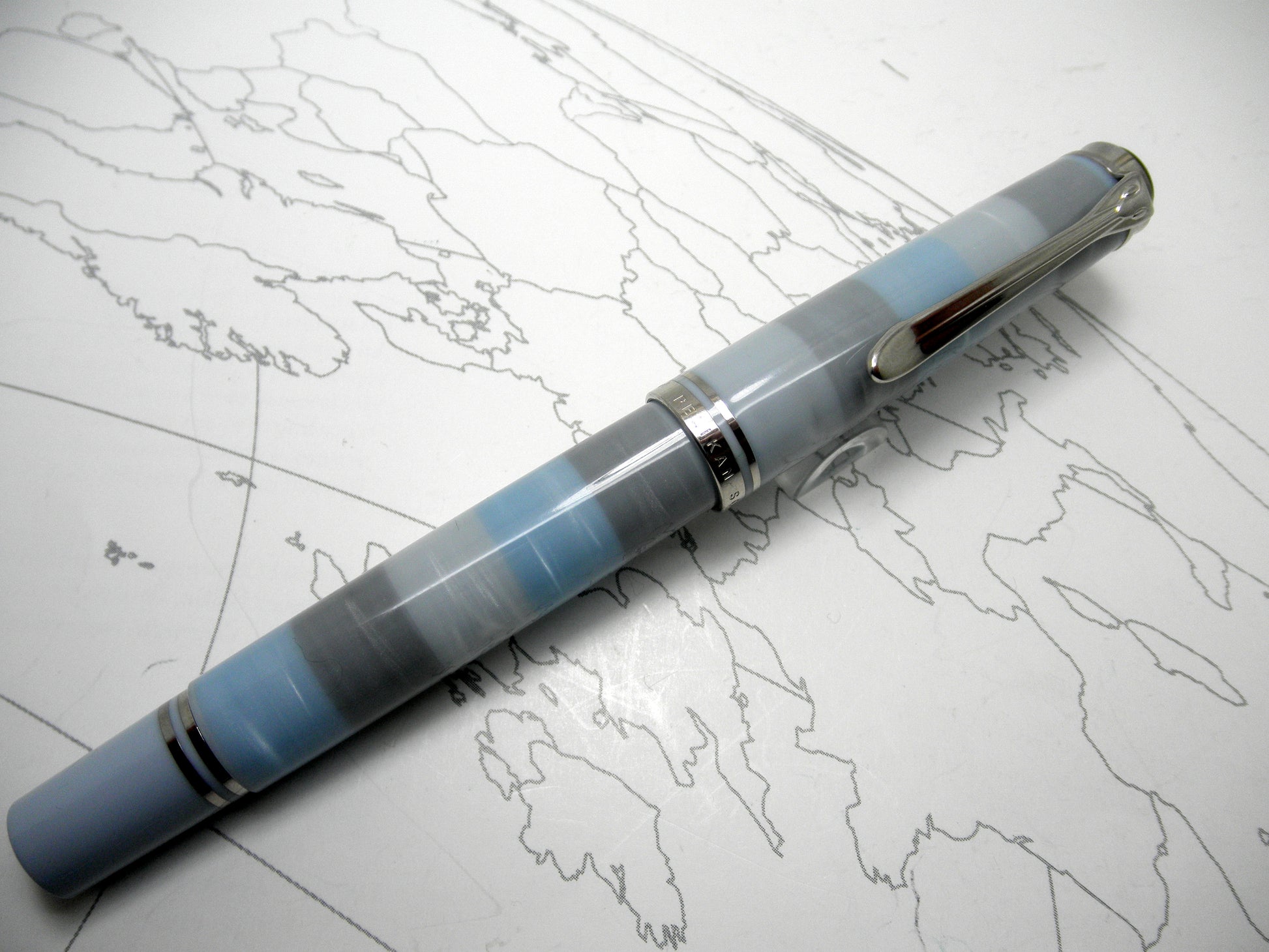 Pelikan Place de la Concorde R620